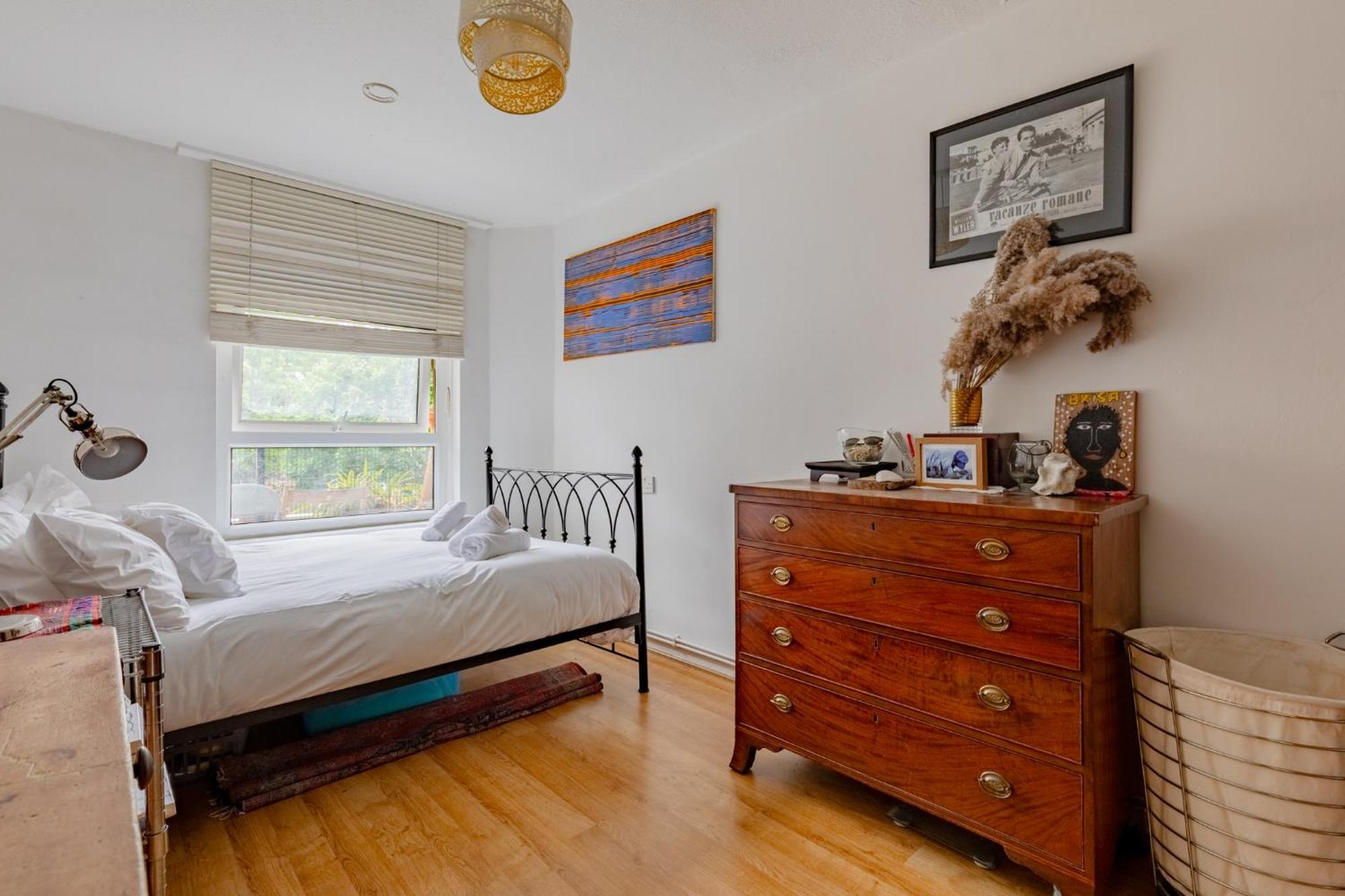 Characterful 1 Bedroom Flat Close To Dlr 伦敦 外观 照片